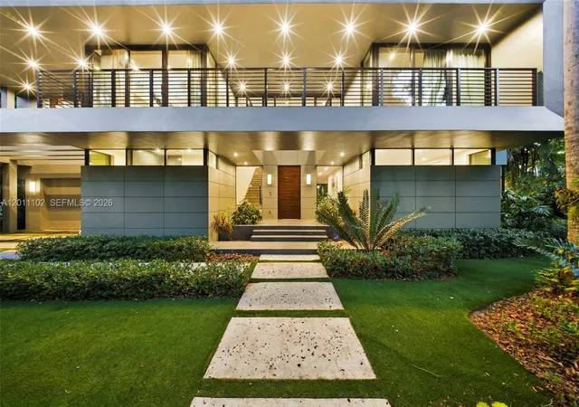 Homes for sale in Miami, FL | 3232 Emathla St, Miami, FL 33133 | MLS# A12011102
