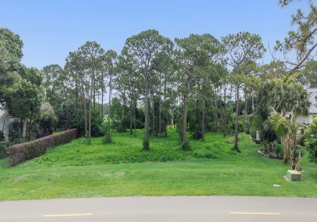 1st image of 19051 Se Old Trail Dr W, Jupiter, FL 33478 | MLS# B26023919