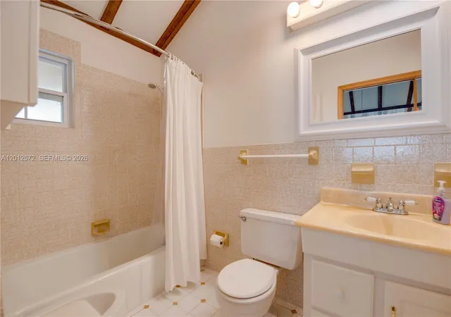 3rd image of 29662 Independence Ave, Big Pine Key, FL 33043 | MLS# A12012572