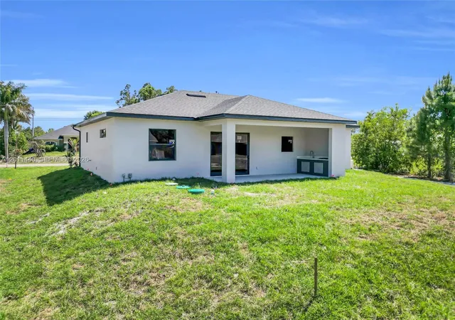 Homes for sale in Lehigh Acres, FL | 4204 3rd St W, Lehigh Acres, FL 33971 | MLS# A12011440