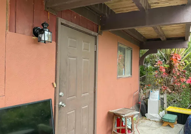 Photo 3 of Sale Pending at 6633 Riggers Rd, Lake Worth, FL 33462 | MLS# B26023946 | Listing updated on 2026-09-28