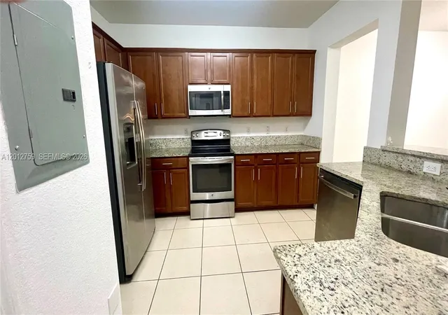 3rd image of 10620 Nw 88Th St #205, Doral, FL 33178 | MLS# A12012759