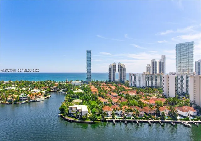 1st image of 19667 Turnberry Wy #18D, Aventura, FL 33180 | MLS# A12003078