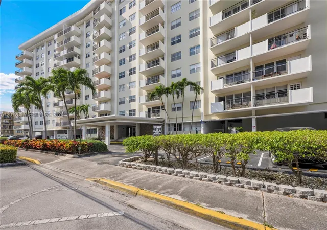 2nd image of 401 Golden Isles Dr, Hallandale Beach, FL 33009
