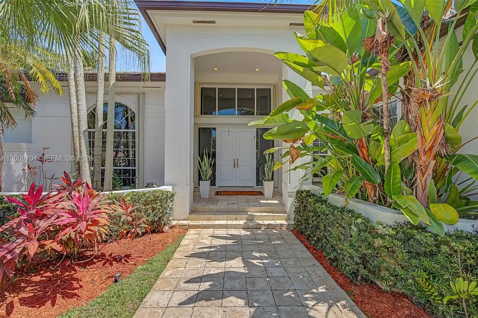 Single family home for sale at 6721 SW 140th Street, Palmetto Bay, FL 33158 | MLS# A12009704