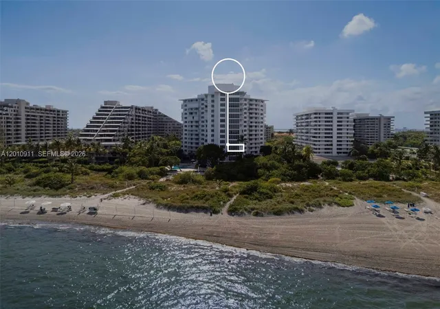 2nd image of 200 Ocean Ln Dr, Key Biscayne, FL 33149