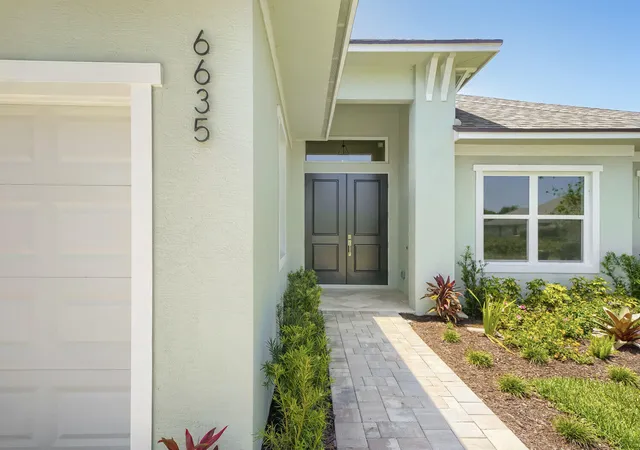 Photo 3 of Single family home for sale at 6635 49th Court, Vero Beach, FL 32967 | MLS# B26024090 | Listing updated on 2026-09-23