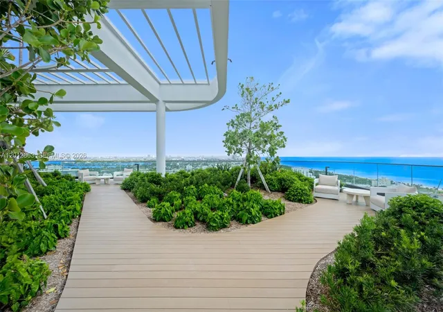 18th image of 580 72nd St #611, Miami Beach, FL 33141 | MLS# A12012863