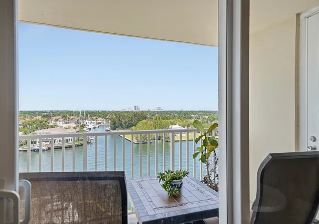 Photo 2 of Condo for sale at 1401 S Ocean Dr #Ph4, Hollywood, FL 33019 | MLS# B26024100 | Listing updated on 2026-09-25