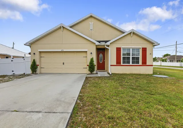 Homes for sale in Port St Lucie, FL | 275 Sw Tulip Blvd, Port St Lucie, FL 34953 | MLS# B26024156