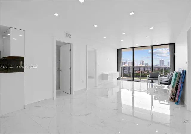Homes for sale in Aventura, FL | 3675 N Country Club Dr #2008, Aventura, FL 33180 | MLS# A12012307