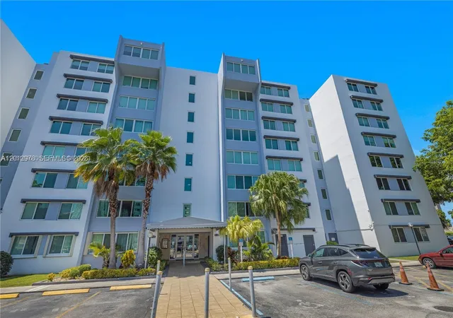 1st image of 9125 Sw 77Th Ave #802, Miami, FL 33156 | MLS# A12012976