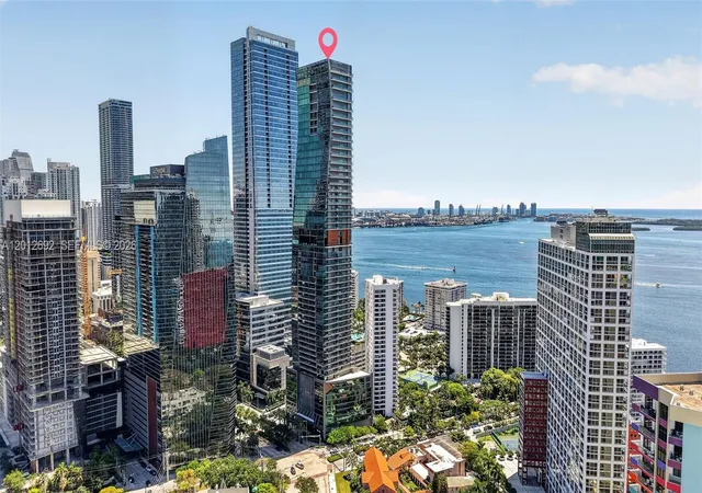 Homes for sale in Miami, FL | 1451 Brickell Avenue, Miami, FL 33131 | Houzeo