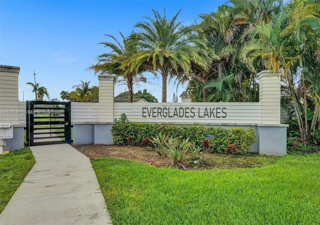 31st image of (Undisclosed), Davie, FL 33314 | MLS# A11999015