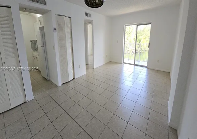 Homes for sale in Miami, FL | 8240 Sw 210Th St, Miami, FL 33189