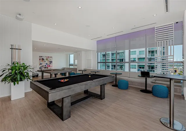3rd image of 227 Ne 2Nd St #2206, Miami, FL 33132 | MLS# A12013429