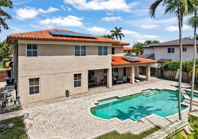 Homes for sale in Miami Lakes, FL | 16101 Nw 79Th Ct, Miami Lakes, FL 33016 | MLS# A12013407