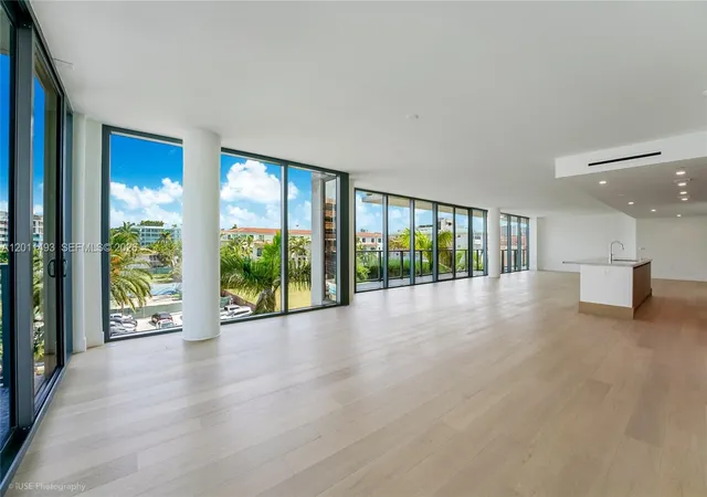 2nd image of 1177 Kane Concourse 405 #405, Bay Harbor Islands, FL 33154 | MLS# A12011493