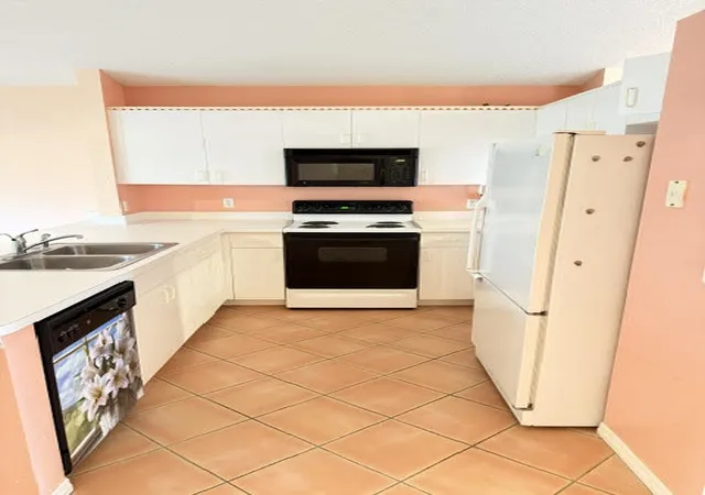 4th image of 606 Nw San Remo Cir, Port St Lucie, FL 34986 | MLS# B26024687