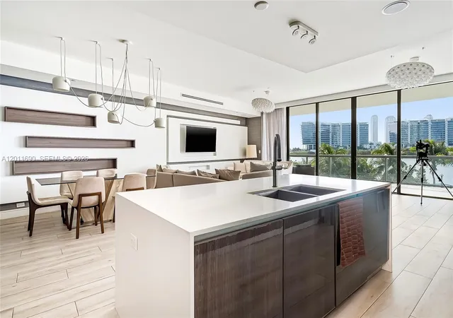 3rd image of 3300 Ne 188Th St #216, Miami, FL 33180 | MLS# A12011690