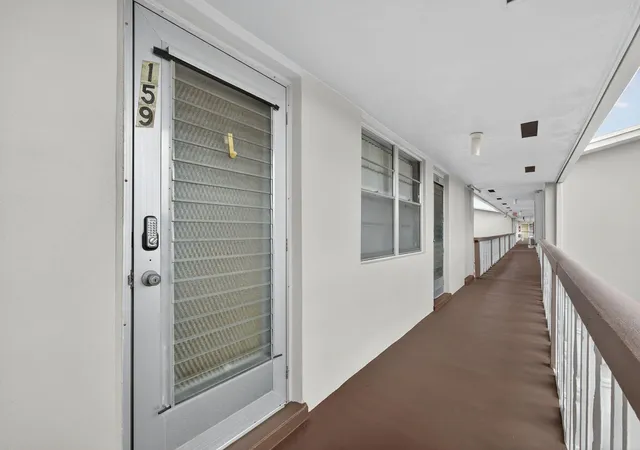 2nd image of 159 Easthampton G, West Palm Beach, FL 33417 | MLS# B26024755