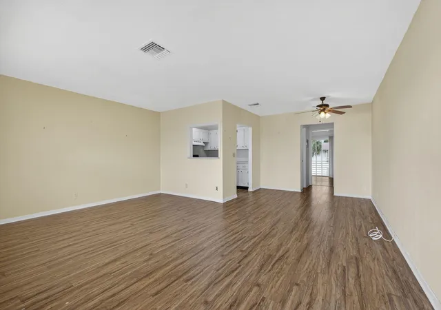 5th image of 159 Easthampton G, West Palm Beach, FL 33417 | MLS# B26024755
