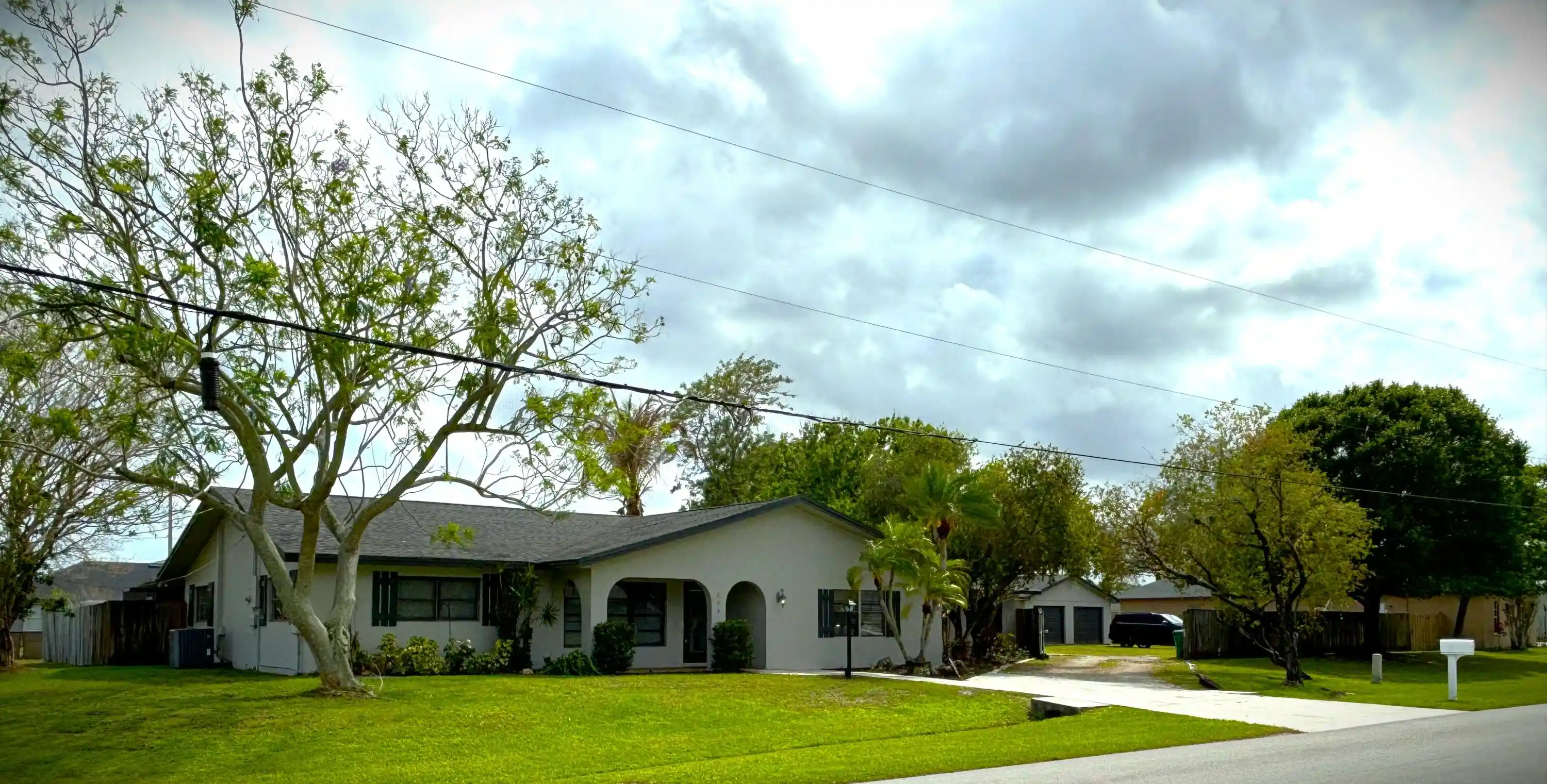 Photo 1 of Single family home for sale at 202 Sw Crescent Ave, Port St Lucie, FL 34984 | MLS# B26024772 | Listing updated on 2026-10-27