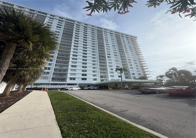 1st image of 500 Bayview Dr #1631, Sunny Isles Beach, FL 33160 | MLS# A12014032