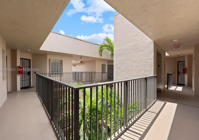 5th image of 4350 Nw 30Th St #333, Coconut Creek, FL 33066 | MLS# A12012812