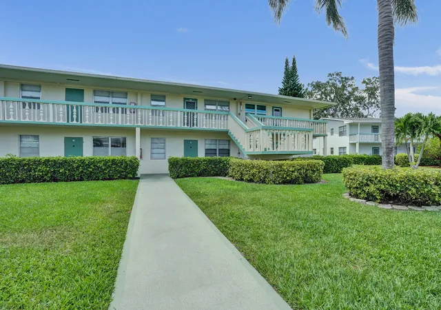 Photo 1 of Condo for sale at 358 Oakridge T #358, Deerfield Beach, FL 33442 | MLS# B26024918 | Listing updated on 2026-10-02