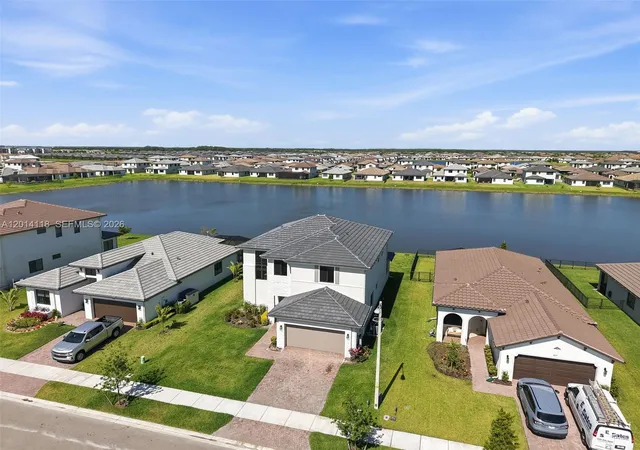 2nd image of 5023 Ofanto, Ave Maria, FL 34142 | MLS# A12014118