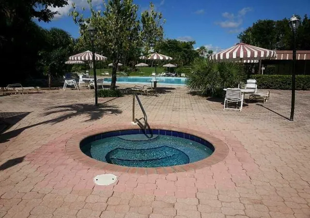 Homes for sale in Plantation, FL | 1681 Nw 70th Avenue, Plantation, FL 33313 | Houzeo