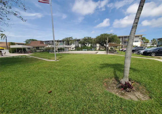 Homes for sale in Miami, FL | 16801 Ne 13th Ave #314, Miami, FL 33162 | MLS# A12014035
