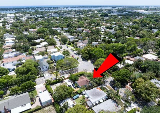 Photo 4 of Single family home for sale at 1915 Lake Ave, West Palm Beach, FL 33401 | MLS# B26024985 | Listing updated on 2026-09-23