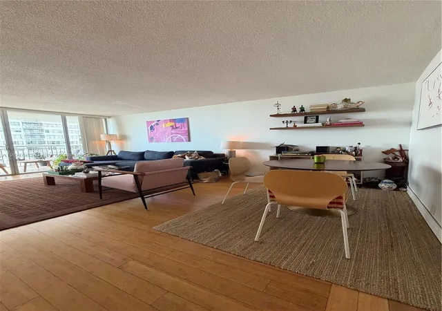3rd image of 18061 Biscayne Blvd #601, Aventura, FL 33160 | MLS# A12010620