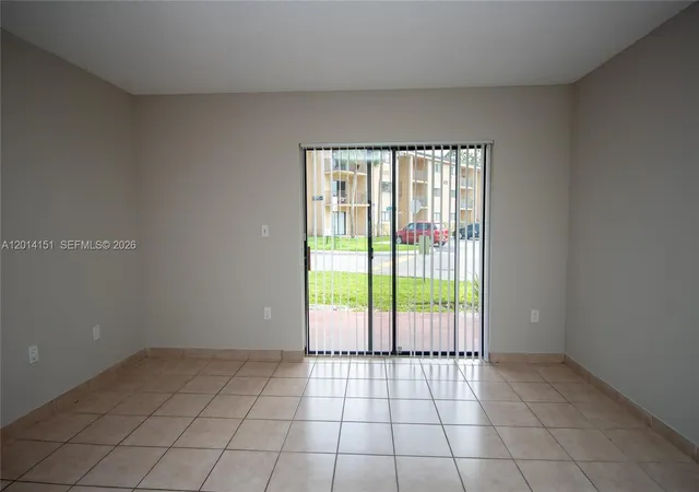5th image of 9491 S Palm Cir, Pembroke Pines, FL 33025