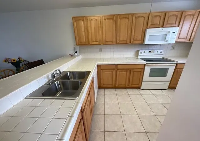 Homes for sale in Jensen Beach, FL | 1600 Ne Dixie Hwy #13-107, Jensen Beach, FL 34957 | MLS# B26025009