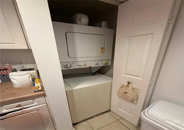 5th image of 17145 N Bay Rd #4102, Sunny Isles Beach, FL 33160 | MLS# A12008772