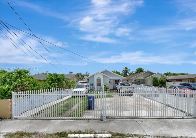 Homes for sale in Miami Gardens, FL | 15803 Nw 47th Ave, Miami Gardens, FL 33054 | MLS# A12014277