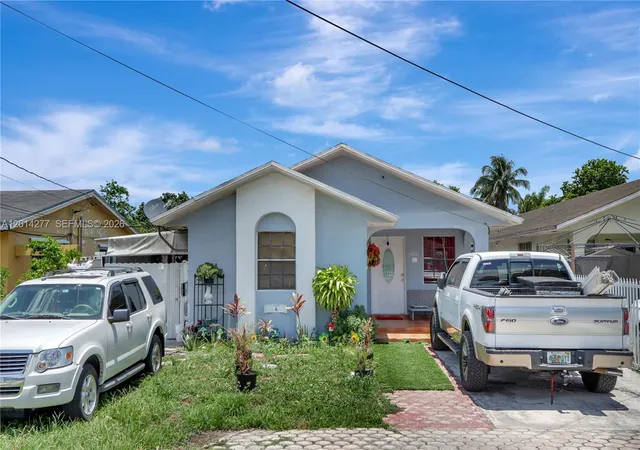 Homes for sale in Miami Gardens, FL | 15803 Nw 47th Ave, Miami Gardens, FL 33054 | MLS# A12014277
