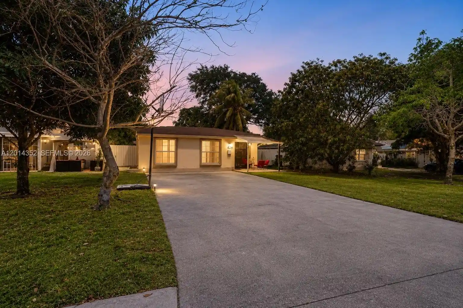 Photo 1 of Single family home for sale at 1379 Ne 177th Street, North Miami Beach, FL 33162 | MLS# A12014352 | Listing updated on 2026-09-23