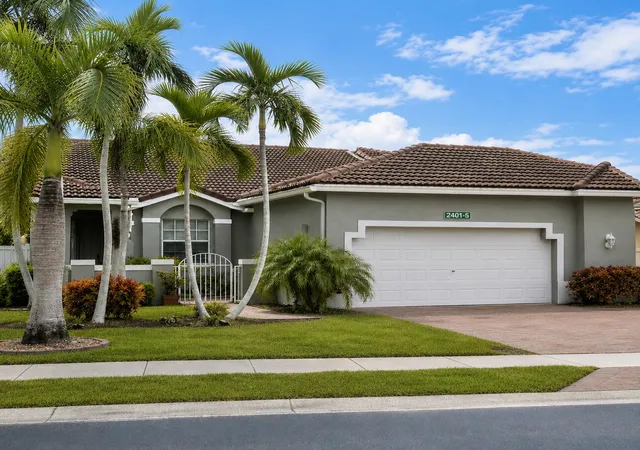 Photo 1 of Single family home for sale at 2401 E Aragon Blvd #5, Sunrise, FL 33313 | MLS# B26025134 | Listing updated on 2026-09-28