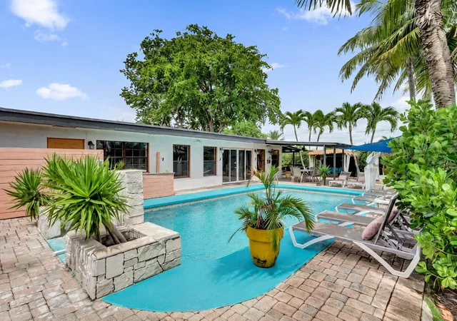 1st image of 4460 Ne 17th Ter, Oakland Park, FL 33334 | MLS# B26025121