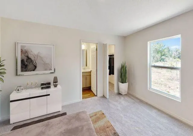 Photo 4 of Sale Pending at 8185 W 98th Avenue, Vero Beach, FL 32967 | MLS# B26025122 | Listing updated on 2026-09-23