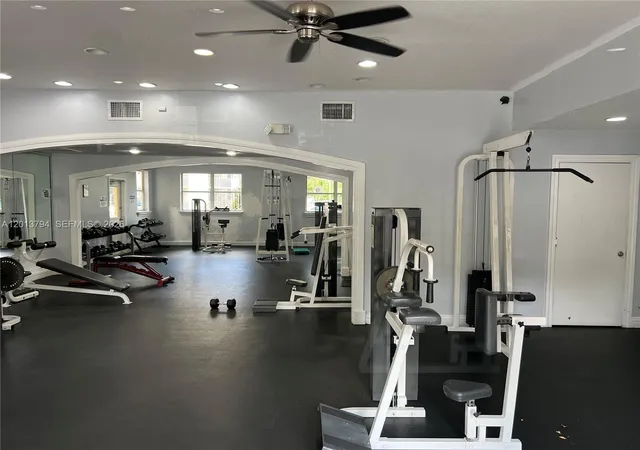 24th image of 8373 Lake Dr #202, Doral, FL 33166 | MLS# A12013794