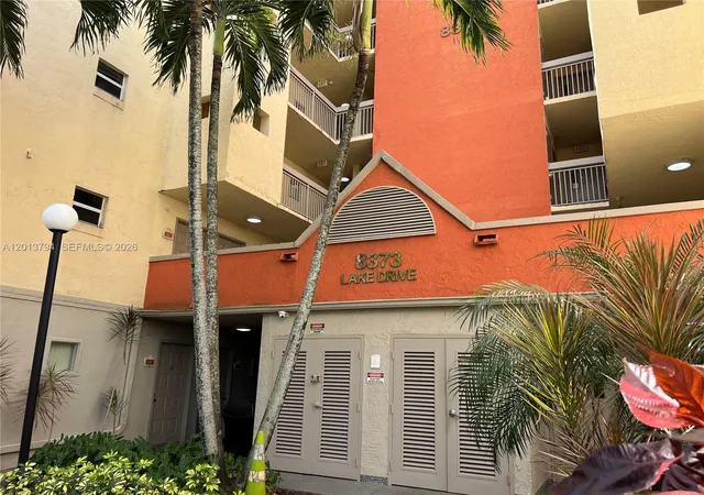 5th image of 8373 Lake Dr #202, Doral, FL 33166 | MLS# A12013794