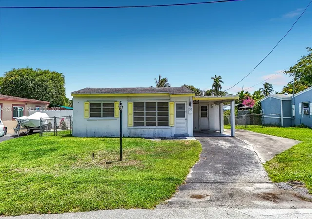 Homes for sale in Margate, FL | 5930 Nw 24th Ct, Margate, FL 33063 | MLS# A12014659