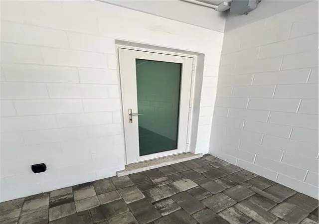 Photo 4 of Single family home for sale at 1950 Cortez Blvd, Fort Pierce, FL 34982 | MLS# B26025290 | Listing updated on 2026-10-01