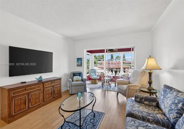 4th image of 2991 Nw 46Th Ave #204, Lauderdale Lakes, FL 33313 | MLS# A12013953