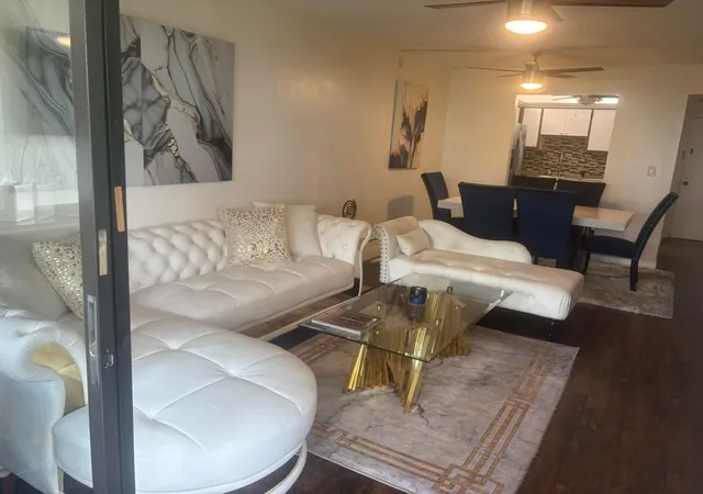 Listing Photo 5 - Condo for sale in building located at 9355 Sw 8Th St, Boca Raton, FL 33428 - Unit #225